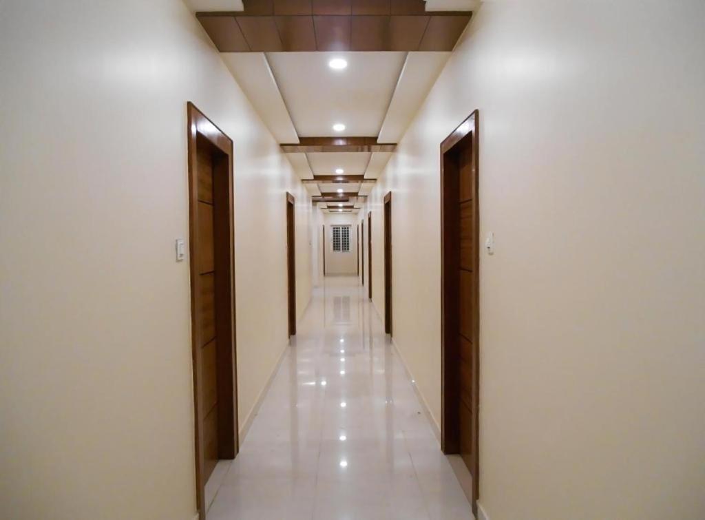 The Grand Coral Hotel Bangalore Bagian luar foto